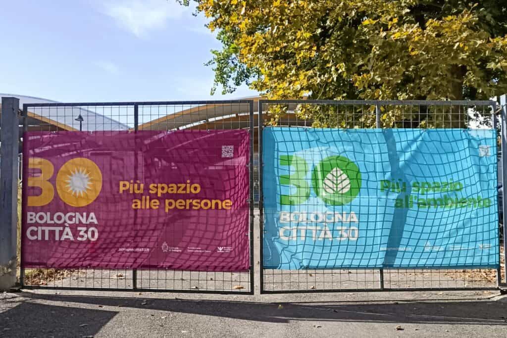 Bologna 30 cartellone